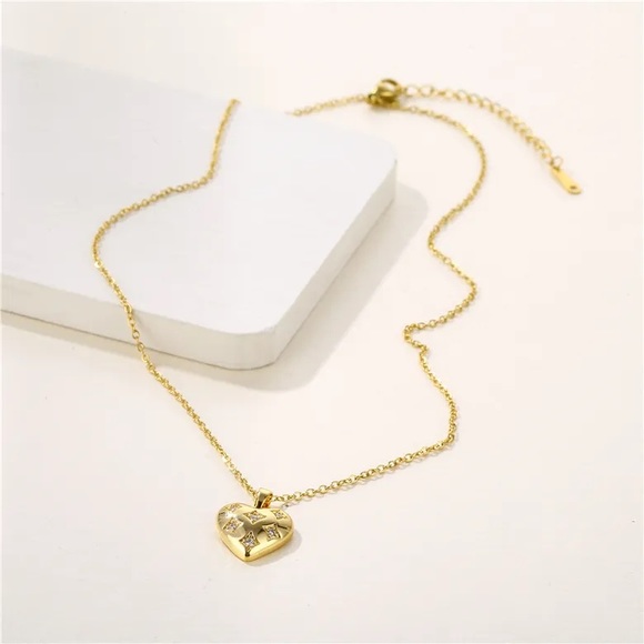 Gold plated Hollow Heart Necklace - Picture 2 of 4
